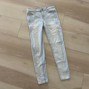 NWOT women’s American eagle super stretch jeans